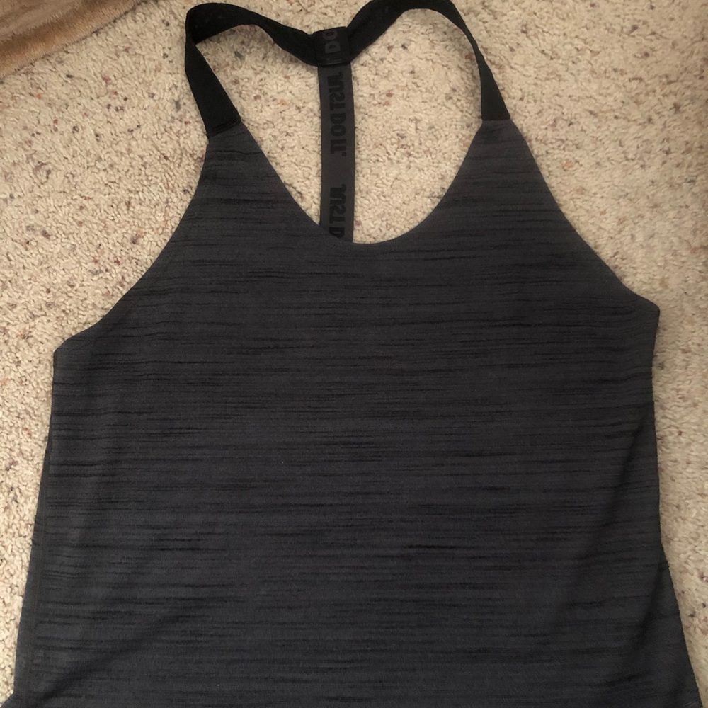 Womans Nike dri fit tank size small